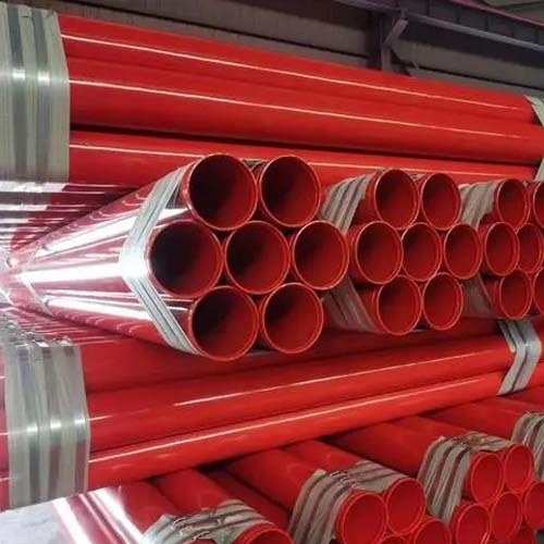 红河涂塑钢管的摩擦阻力小的原因除了塑料涂层的表面光滑度外，还包括以下几个方面